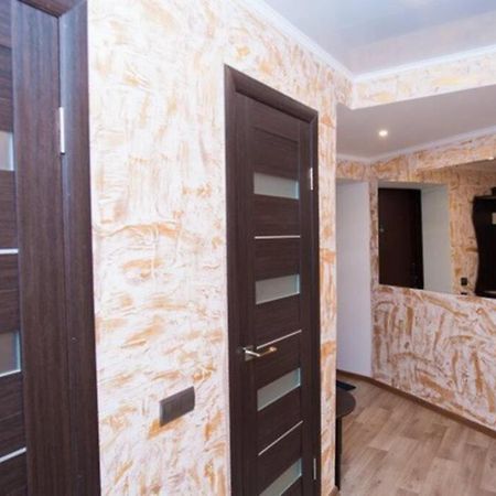 チェルカースィКвартира По Ул. Смілянська, 2アパートメント エクステリア 写真